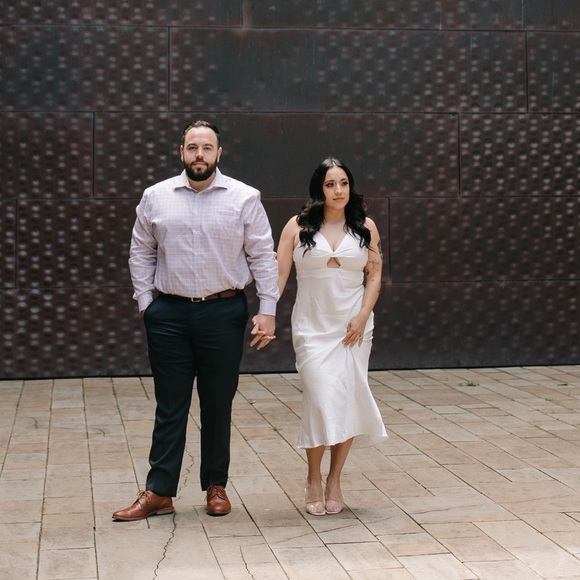 White dress by billy j - Picture 3 of 3